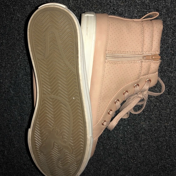 High Top Vans Sneakers - Picture 3 of 5